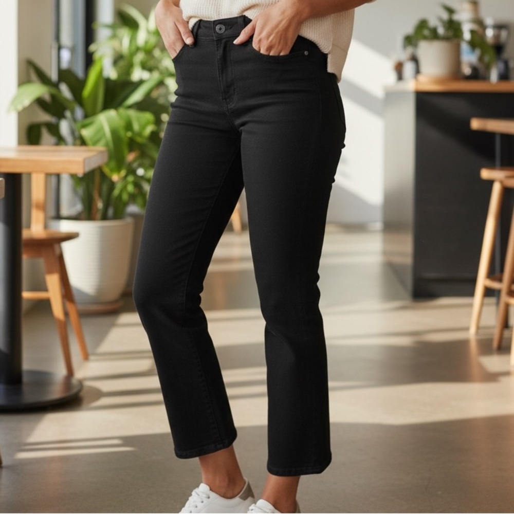 LOFT Black Women's Curvy Kick Crop Jeans Size 4